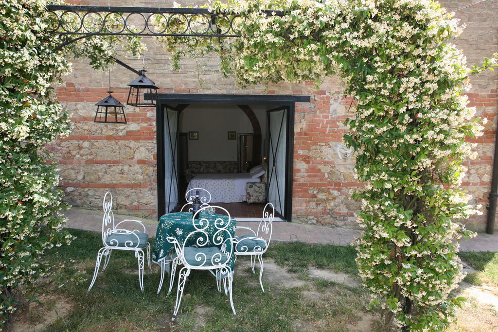 Tenuta Di Argiano A Montepulciano Кианчано Терме Стая снимка